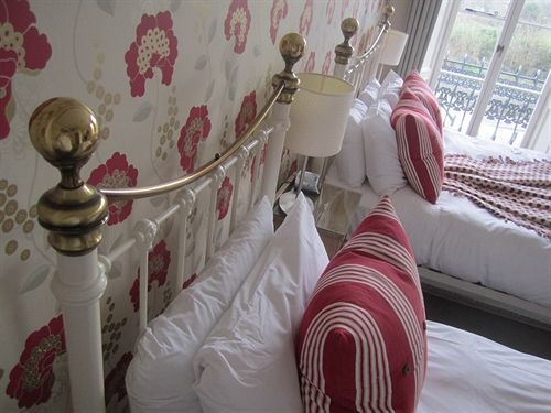 ברנסטייפל Yeo Dale Hotel מראה חיצוני תמונה